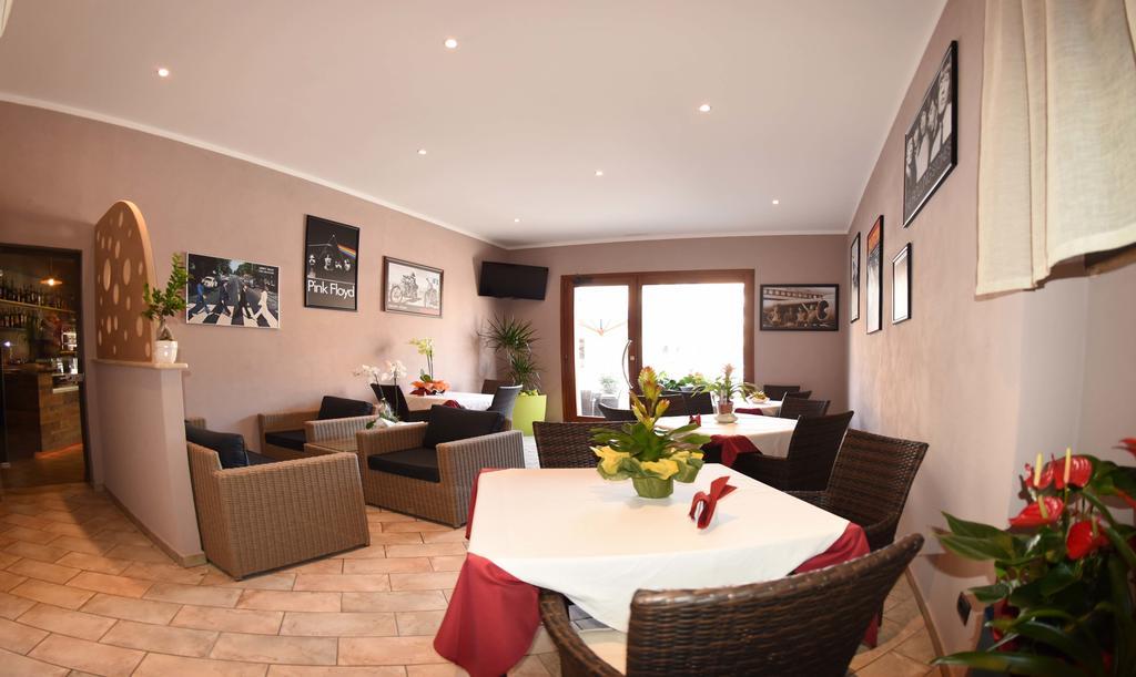 Albergo La Perla Orbetello Bagian luar foto